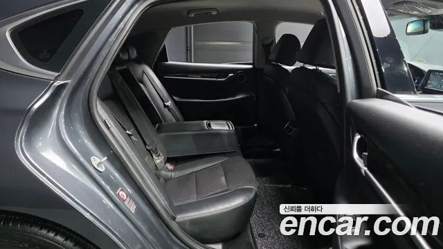 Hyundai Grandeur 2017 thumb 11