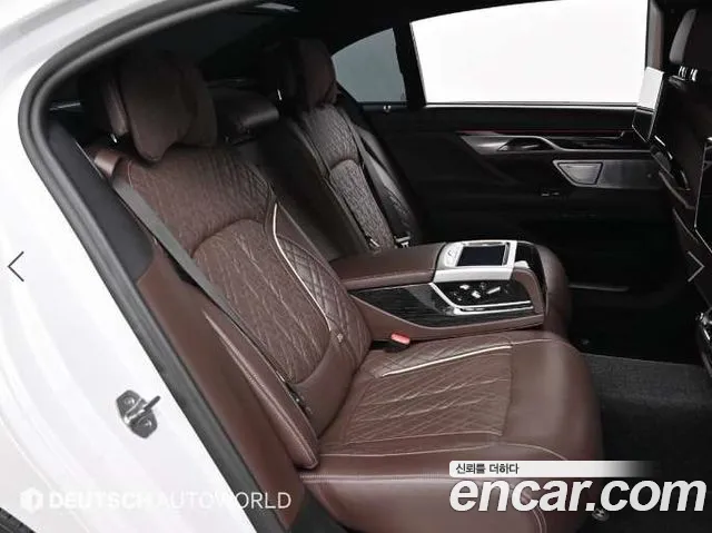 BMW 7 серии 2019 thumb 6