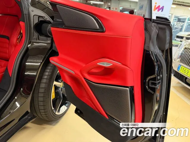 Ferrari Purosangue 2025 thumb 9