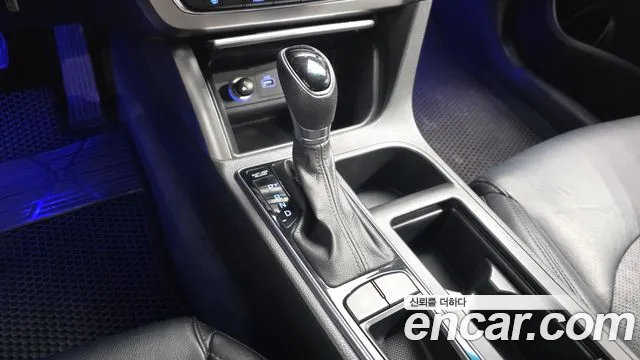 Hyundai LF 2015 thumb 9