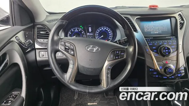 Hyundai Grandeur 2011 thumb 11
