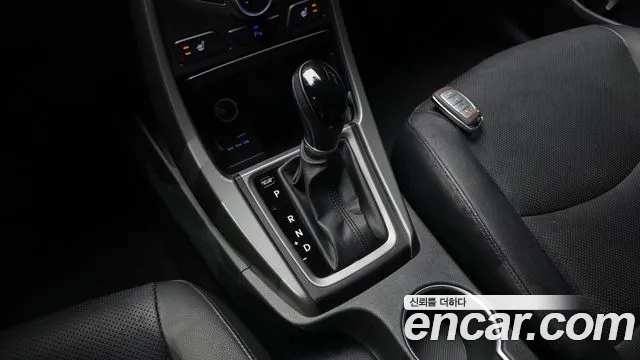 Hyundai Elantra 2015 thumb 4