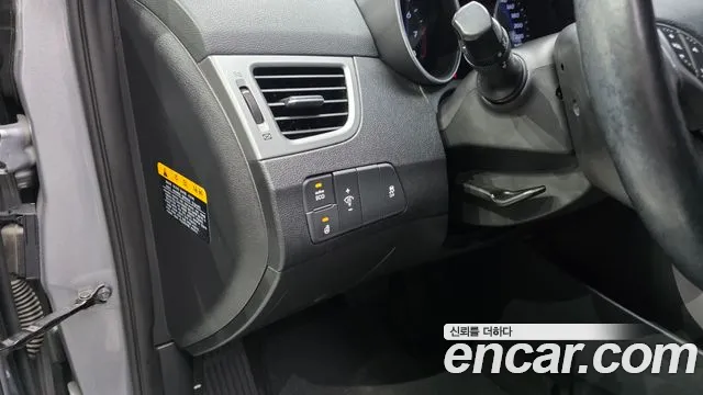 Hyundai Elantra 2015 thumb 6
