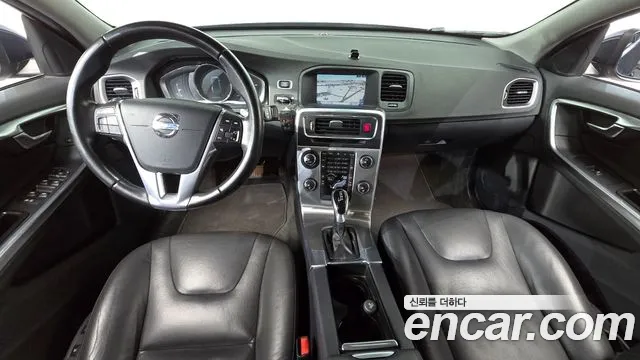 Volvo S60 2014 thumb 7