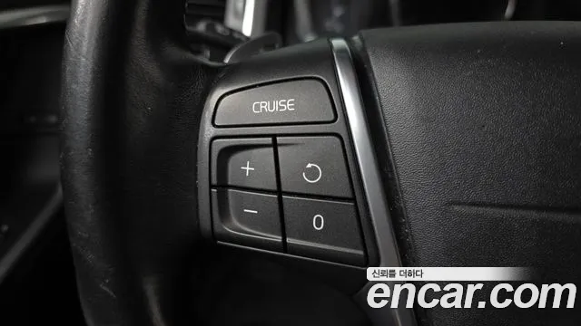 Volvo S60 2014 thumb 12