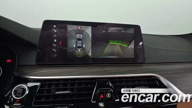 BMW 5 серии 2017 thumb 8