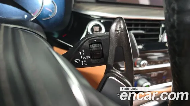 BMW 5 серии 2017 thumb 9