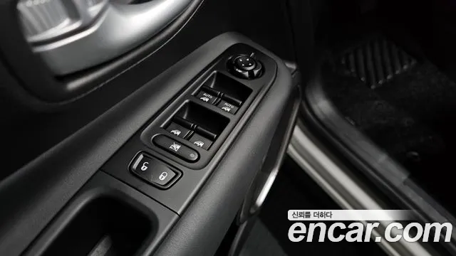 Jeep Renegade 2023 thumb 3