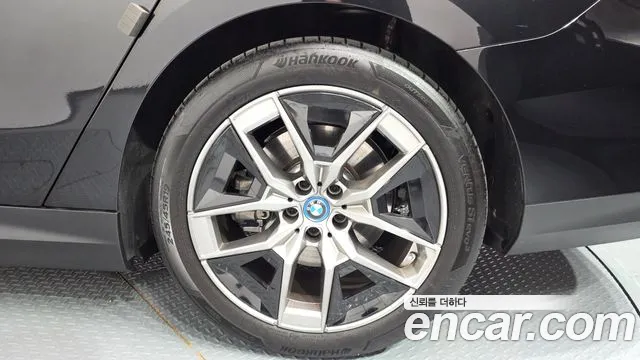 BMW i5 2025 thumb 5