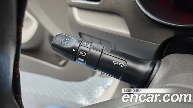 Kia Morning 2015 thumb 12
