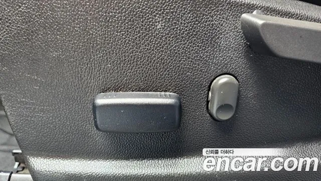 Chevrolet Colorado 2022 thumb 3