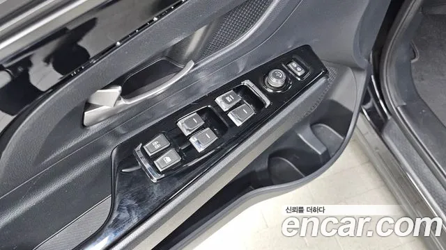 KGM Korando 2020 thumb 2