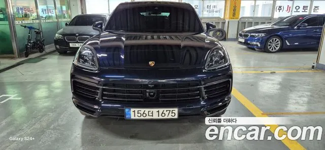 Porsche Cayenne 2021 thumb 2