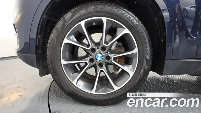 BMW X5 2017 thumb 5