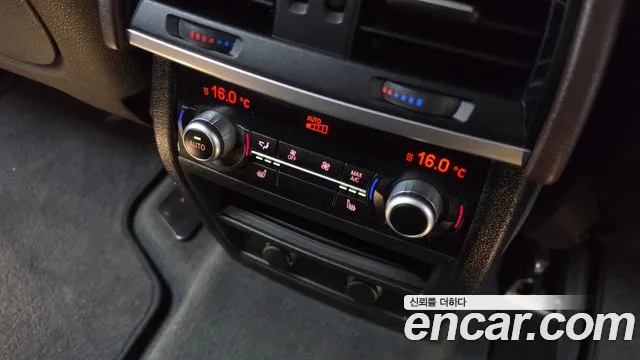 BMW X5 2017 thumb 12