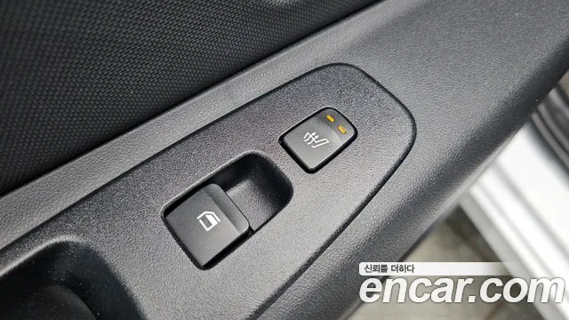 Hyundai Elantra 2022 thumb 9