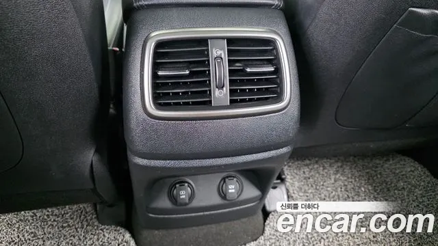 Kia Sorento 2017 thumb 9