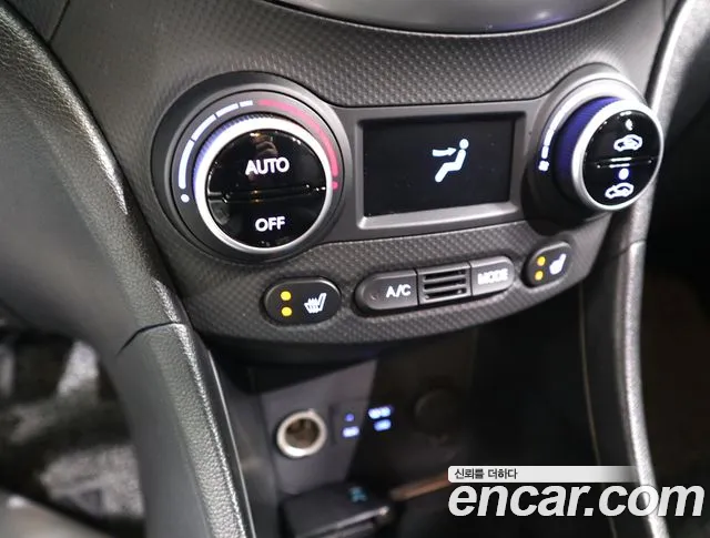 Hyundai Accent 2016 thumb 12