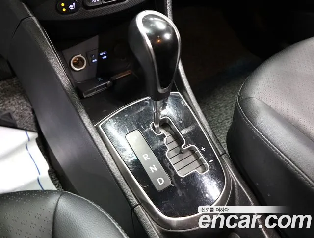 Hyundai Accent 2016 thumb 8