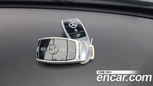 Mercedes-Benz S-Class 2020 thumb 12