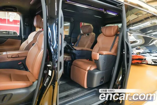 Toyota Alphard 2025 thumb 7