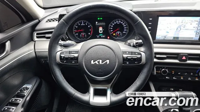 Kia K5 2023 thumb 10