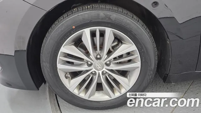 Hyundai Grandeur 2015 thumb 12