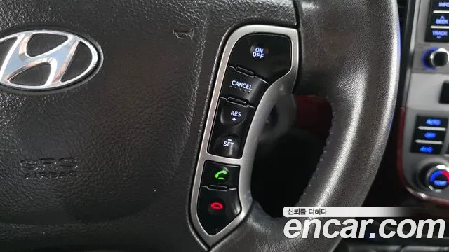 Hyundai Санта Фе 2011 thumb 3