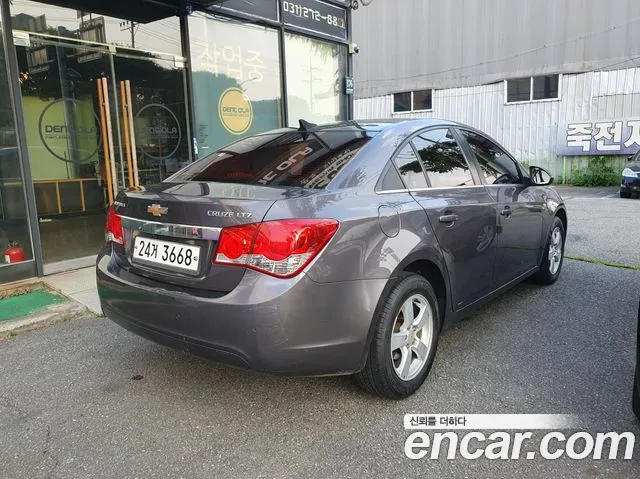 Chevrolet Lacetti 2011 thumb 2