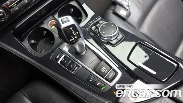 BMW 5 серии 2016 thumb 9