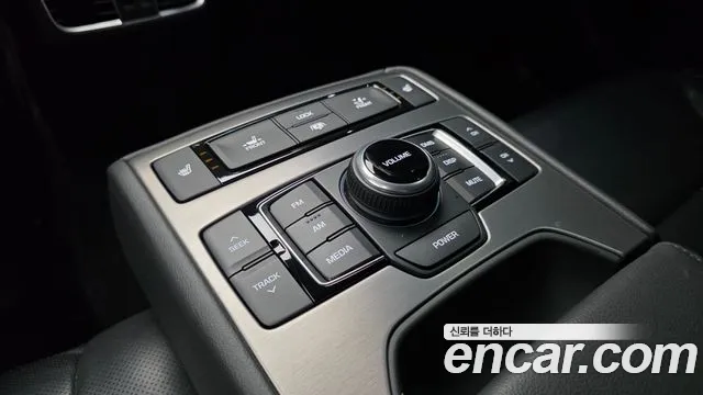 Hyundai Genesis 2016 thumb 4