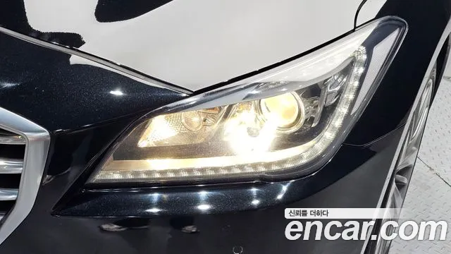Hyundai Genesis 2016 thumb 2