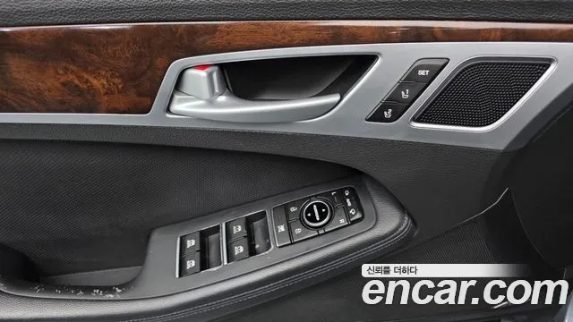 Hyundai Genesis 2014 thumb 10
