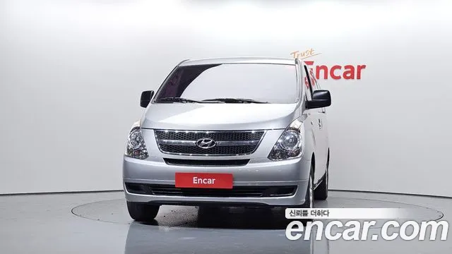 Hyundai Staria 2015 thumb 12