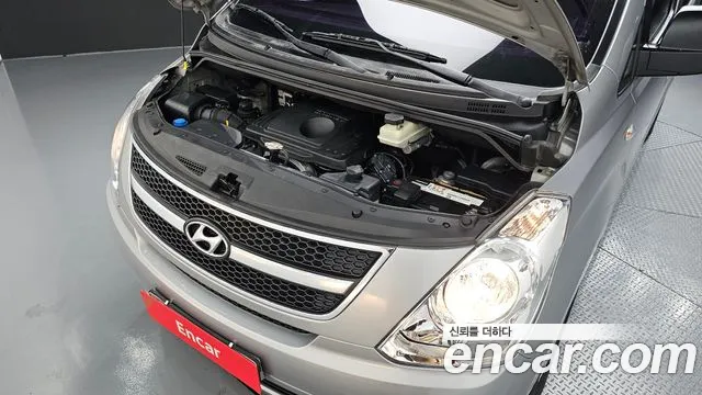 Hyundai Staria 2015 thumb 9
