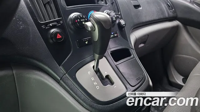Hyundai Staria 2015 thumb 11