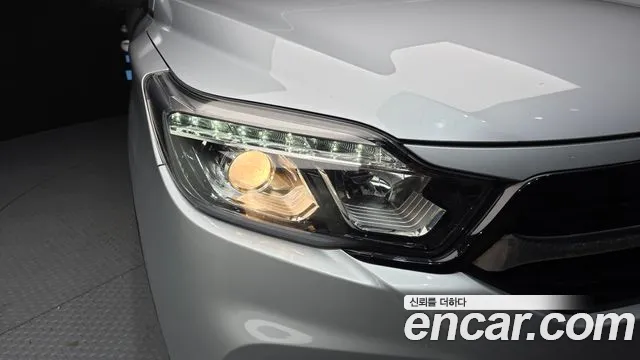 KGM Rexton 2020 thumb 9