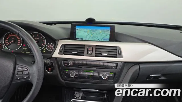 BMW 3 серии 2015 thumb 8