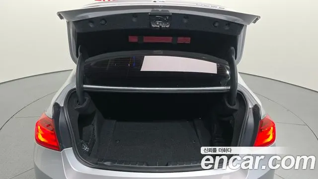 BMW 3 серии 2015 thumb 2