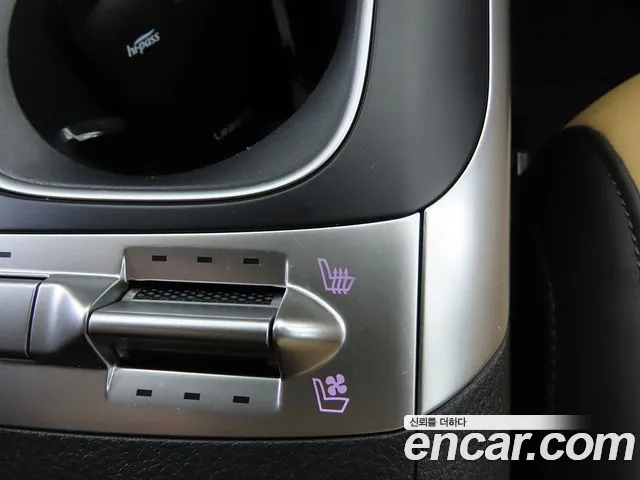 Kia Carnival 2023 thumb 12