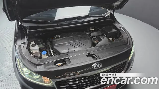 Kia Carnival 2019 thumb 5