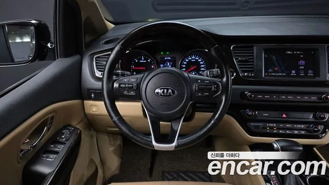 Kia Carnival 2019 thumb 7