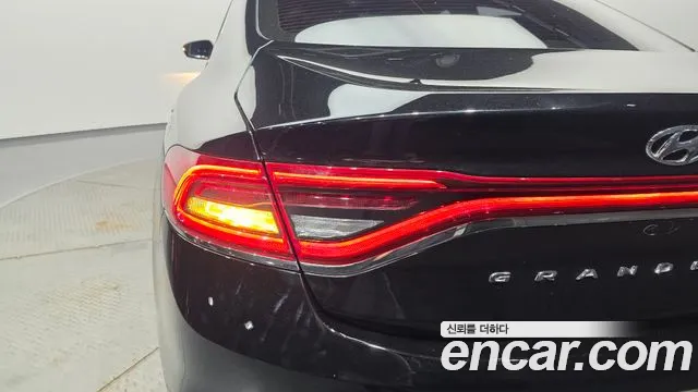 Hyundai Grandeur 2019 thumb 6