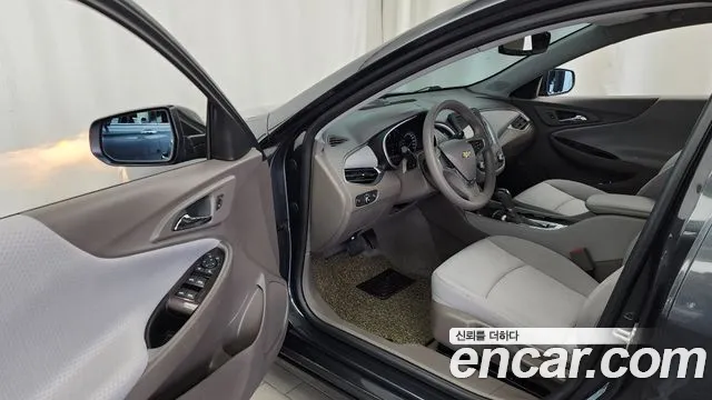 Chevrolet Malibu 2018 thumb 10