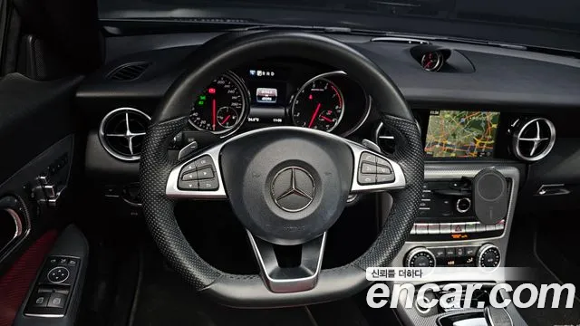 Mercedes-Benz SLC-Класс 2017 thumb 4