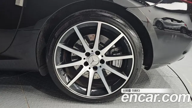 Mercedes-Benz SLC-Класс 2017 thumb 6