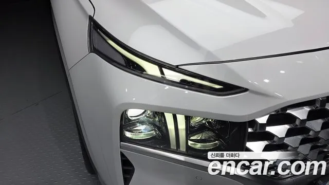 Hyundai Santa Fe 2020 thumb 2