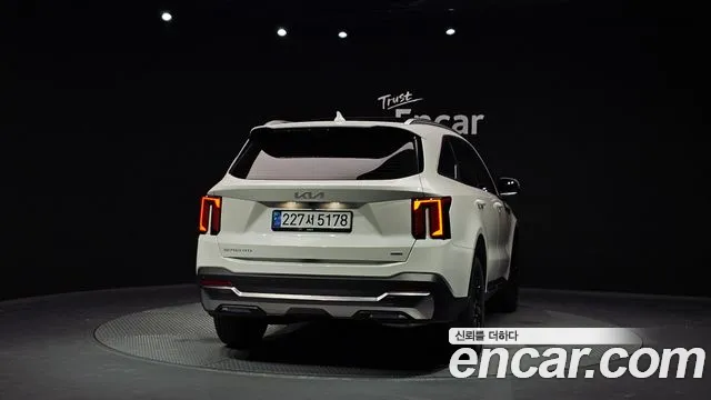 Kia Sorento 2025 thumb 9