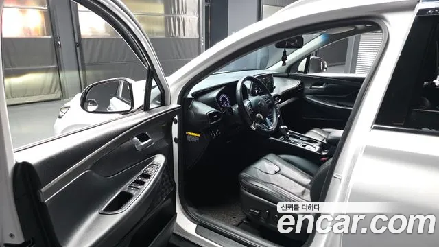 Hyundai Santa Fe 2018 thumb 12