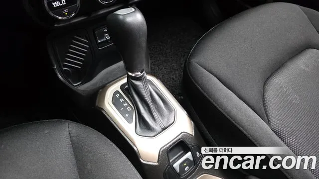 Jeep Renegade 2017 thumb 4
